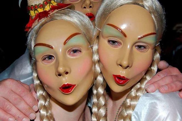 Fotos: Bunte Masken im Konradssaal in Stühlingen