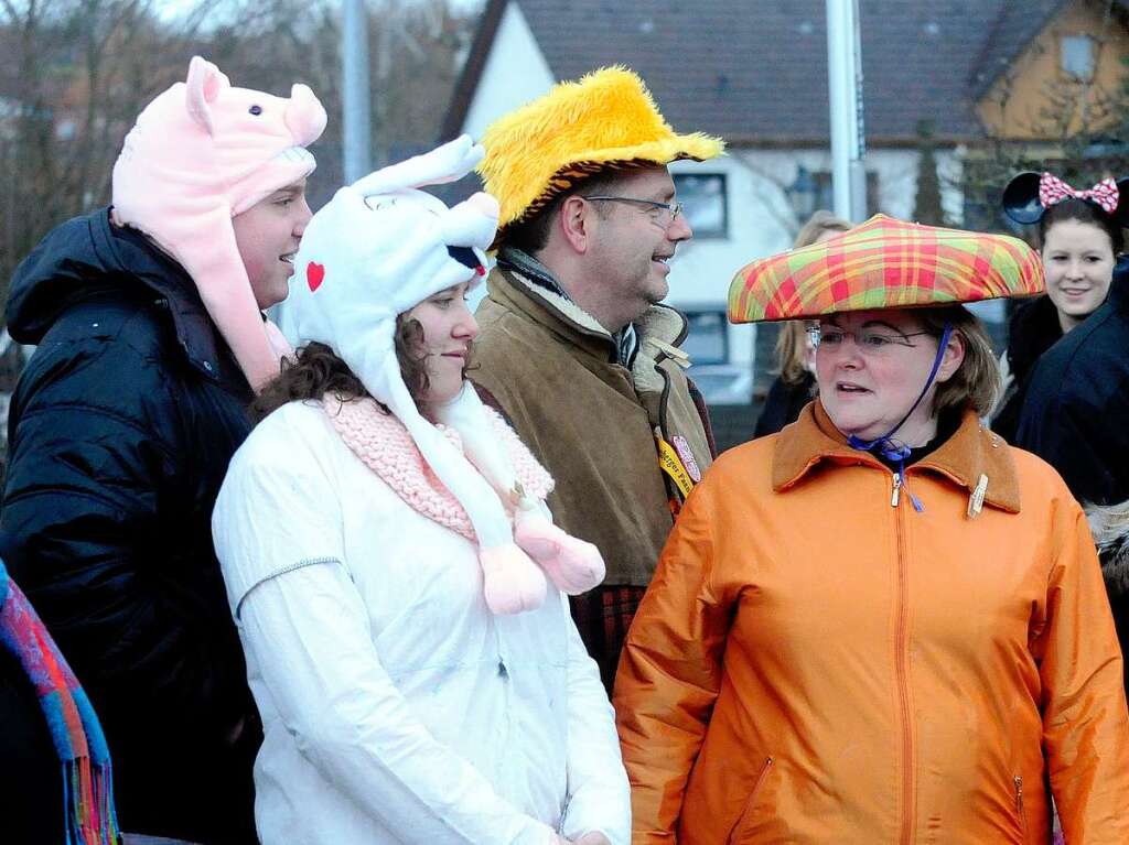 Buntes Treiben bescherten zahlreiche Znfte den Zuschauern beim Umzug in Friesenheim