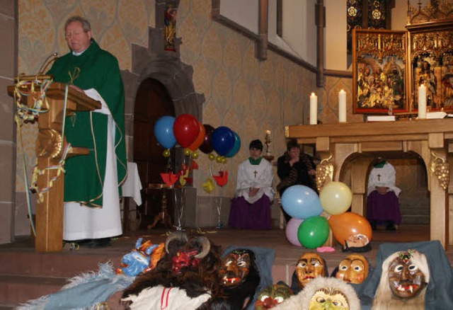 Ganz im Zeichen der nrrischen Zeit st... der Kirche St. Ulrich zelebrierte.     | Foto: Hrvoje Miloslavic