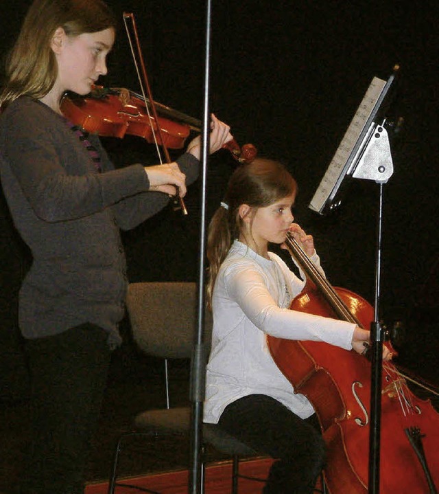 Seltene Klangkombination: Anna Sergeje...t von &#8222;Jugend musiziert&#8220;.   | Foto: Roswitha Frey