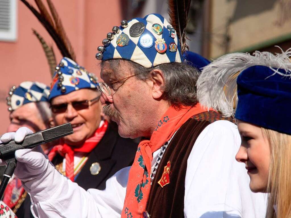 Schelmen, Schnurrewieber und Mittwocher bernehmen die Macht im Staufener Rathaus.