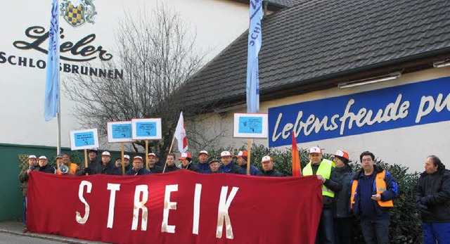 Streik am Lieler Schlossbrunnen  | Foto: Jutta Schtz