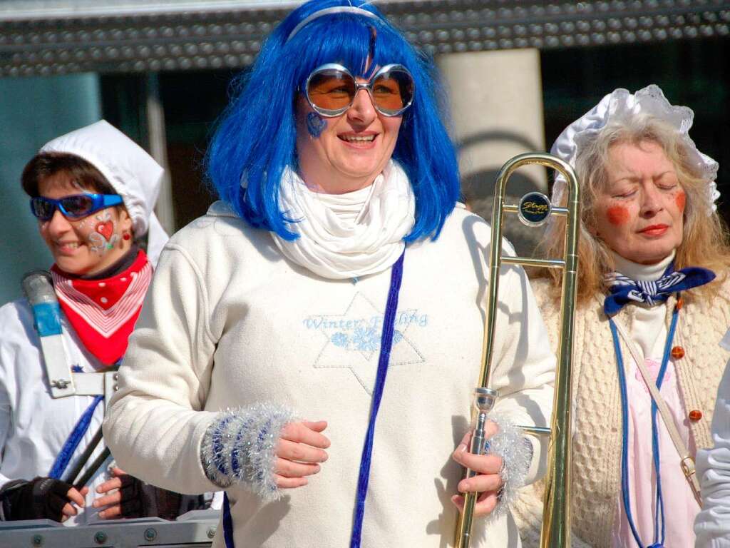Die Wiiber-Gugge „Ramba-Zamba“ wurde ihrem Namen gerecht. Die Wiiber-Gugge „Ramba-Zamba“ wurde ihrem Namen gerecht.