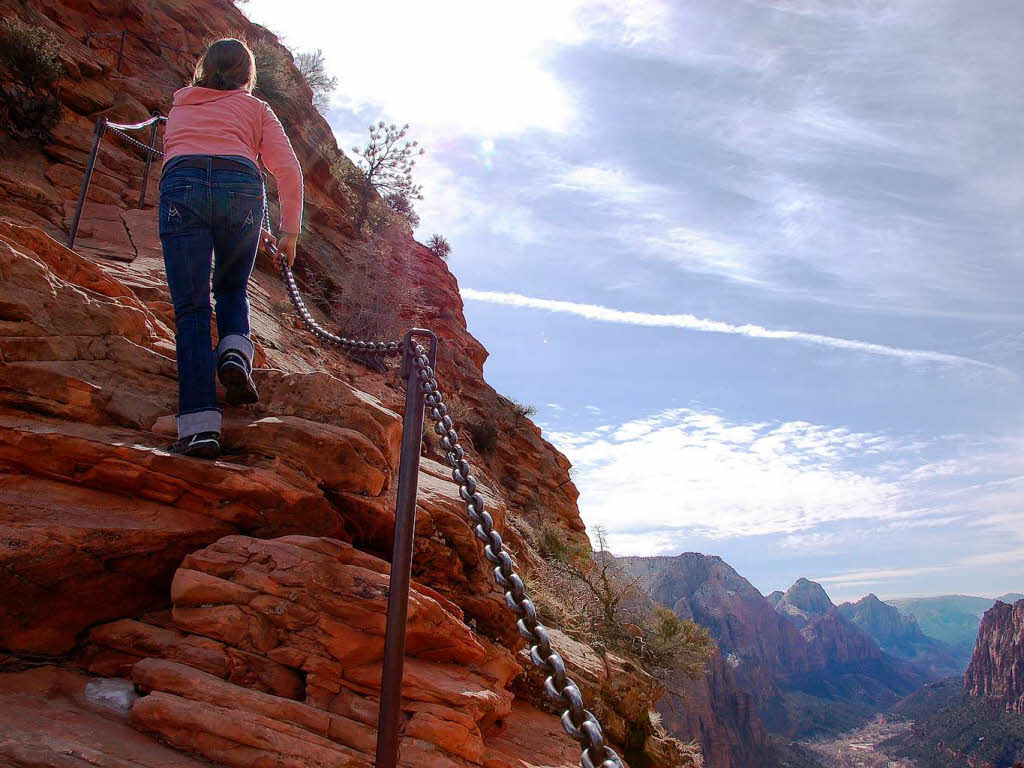 Im Zion Nationalpark: Aufstieg hoch zu Angel’s Landing.