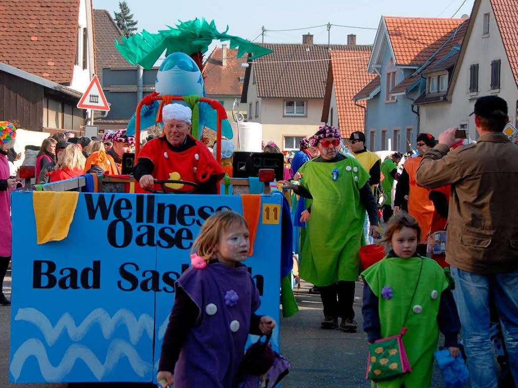 Umzug in Sasbach: Die Gruppe Mut stellte die neue „Wellness Oase Bad Sasbach“ vor.