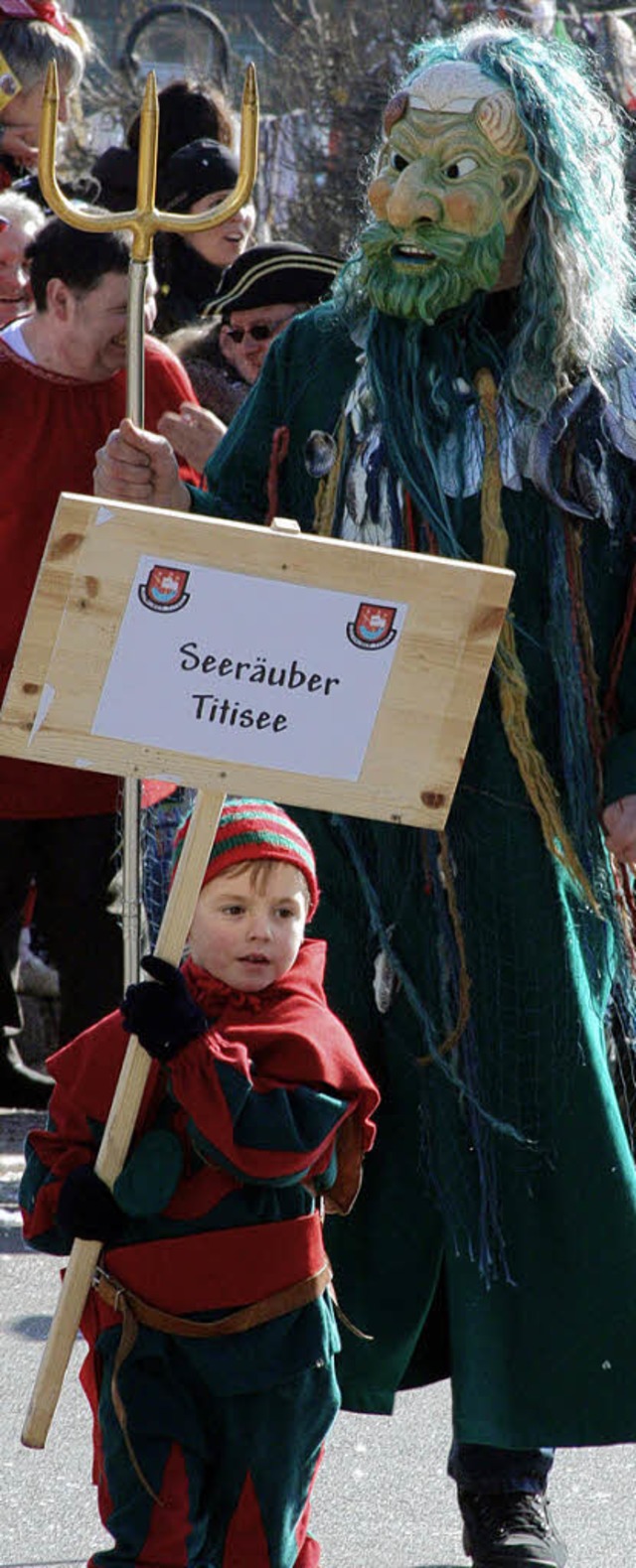 Als starke Truppe marschierten die Gastgeber am Schluss des Zuges.  | Foto: Eva Korinth