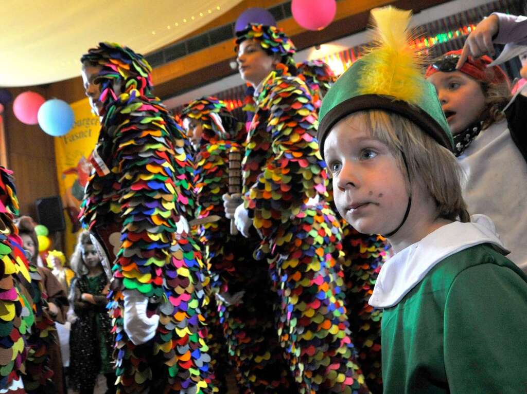 Der Freiburger Fasnet-Nachwuchs in Aktion.