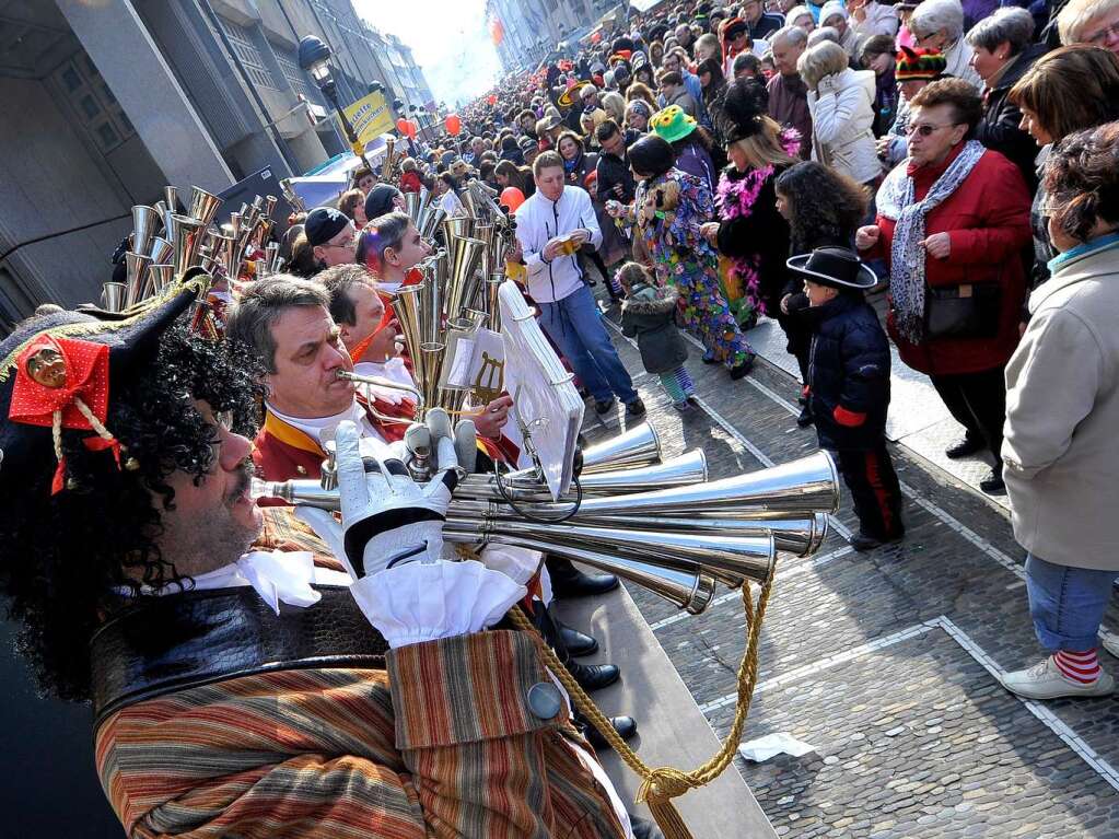 Nrrisches Treiben in der Kaiser-Jospeh-Strae.