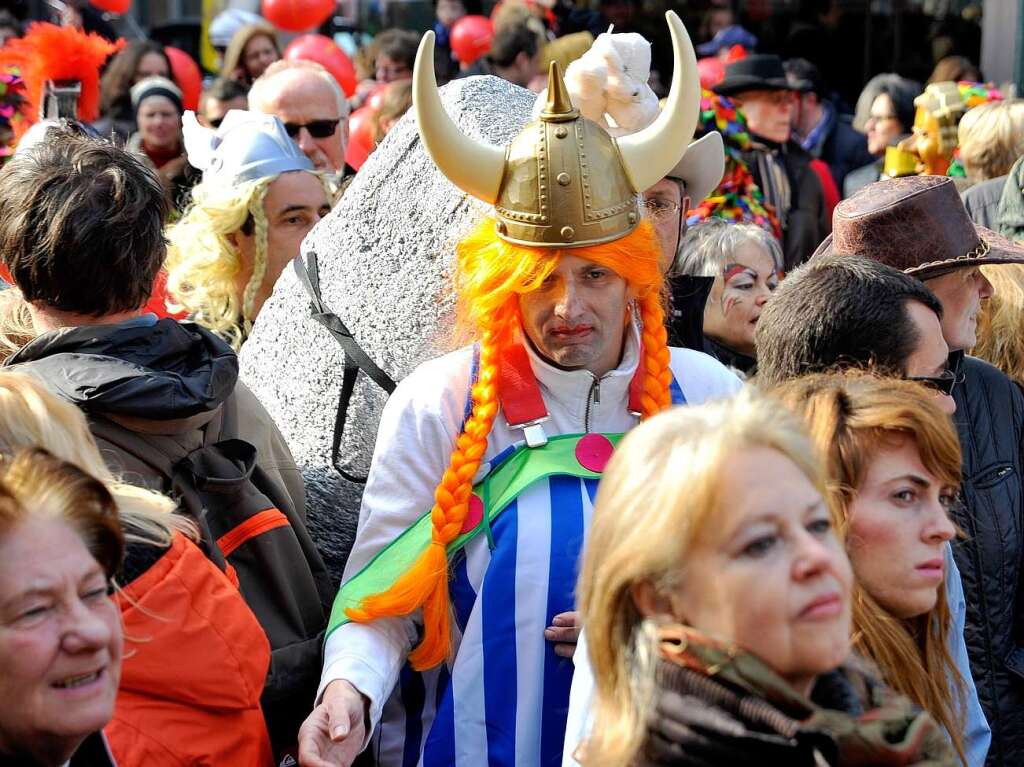 Nrrisches Treiben in der Kaiser-Jospeh-Strae.