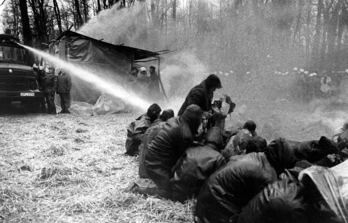 Als die „Gr�nen“ noch R...Archivbild vom 20. Februar 1975 zeigt.  | Foto: DPA