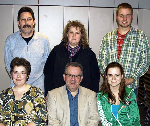 Klaus Mller, Petra Mller, Simon Conr...rina Bund (vorne, je von links).        | Foto: P.Schleer
