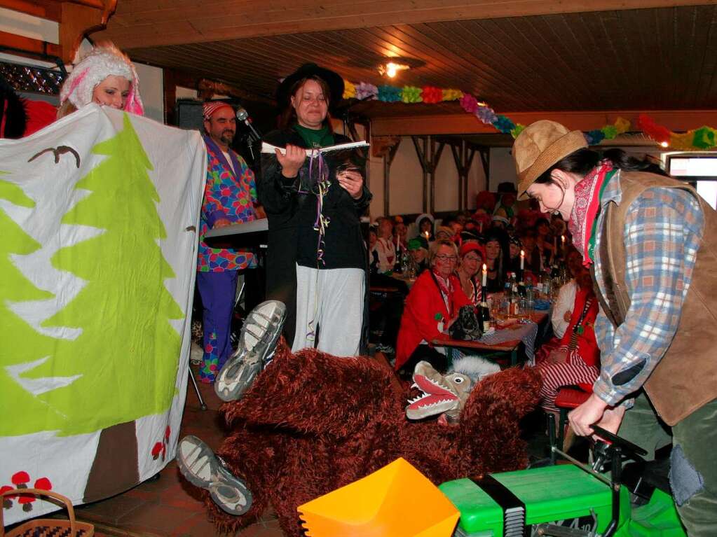 Die theatralische Märchenstunde der Dyfelswieber, oder wie sich das Märchen von Rotkäppchen und dem bösen Wolf wirklich zugetragen hat Die theatralische Märchenstunde der Dyfelswieber, oder wie sich das Märchen von Rotkäppchen und dem bösen Wolf wirklich zugetragen hat