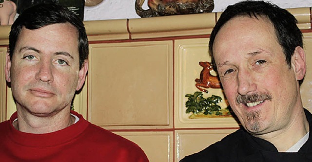 Raul Duwe (links) holte bei Hubert Wur...tellung fr sein Projekt Bogensport.    | Foto: G.BRICHTA