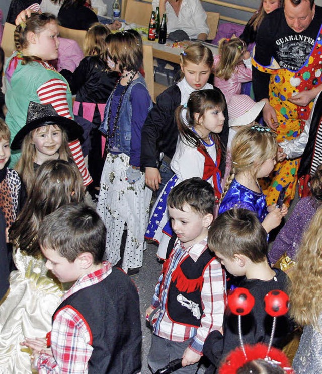 Spiele und Berliner gab's bei der Kinderfasent.   | Foto: Heidi Fssel