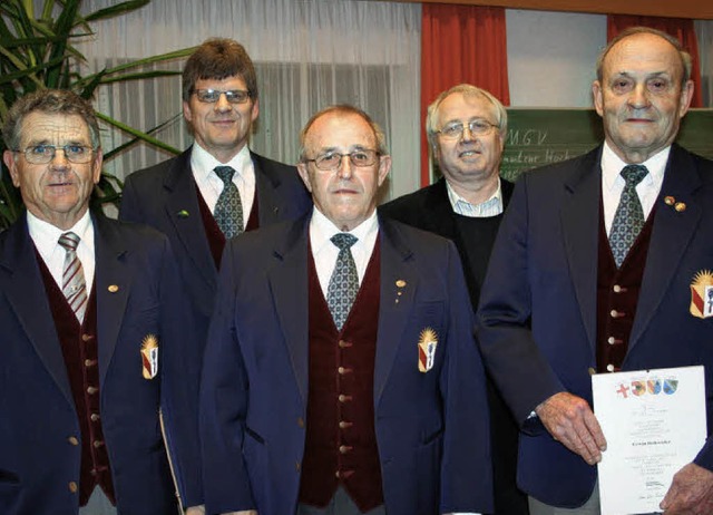 Wolfgang Danzeisen und Joachim Linde (...eue zum  Mnnergesangverein Ihringen.   | Foto: elisabeth jakob-klblin