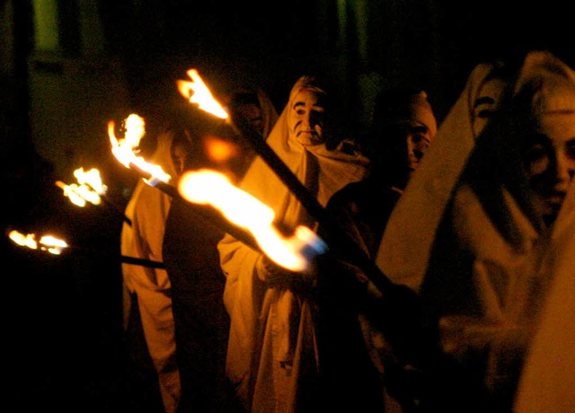 Wenn die Hler durch die Straen ziehen, ist die Fasnacht zu Ende.   | Foto: Archiv: Bastian Henning