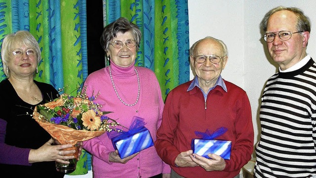 Fr Chortreue geehrt (von links): Irmg...hardt, Josef Schindler, Walter Weiss.   | Foto: Gabi Beck