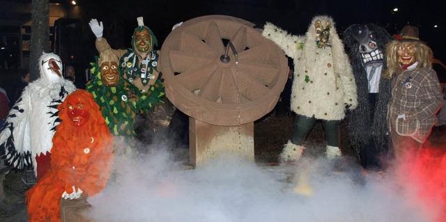 Beim Hauinger Fasnachtsauftakt mit den...len Tage im Stadtteil haben begonnen.   | Foto: Paul Schleer