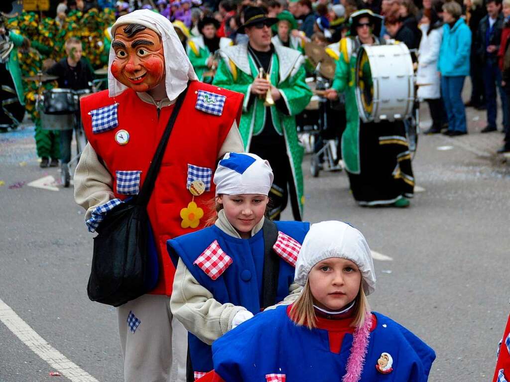 Bunt und heiter war der Buurefasnachtsumzug in Neuenweg