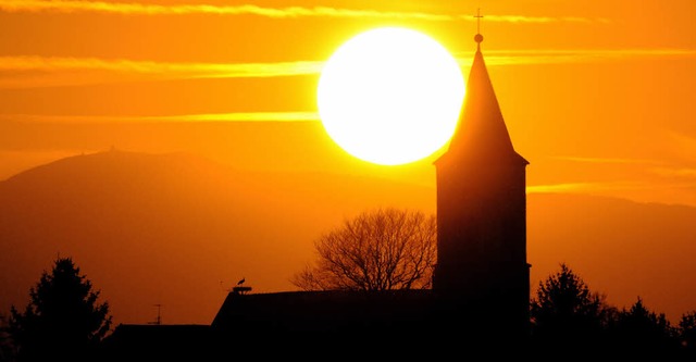 Der Frhling naht mit Riesenschritten:... die letzten Strahlen des Abendlichts.  | Foto: Siegfried Gollrad