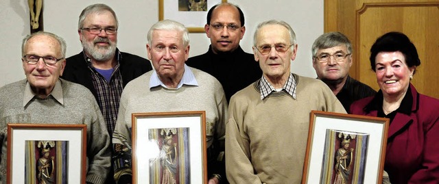 Bis zu 65 Jahre fr den Kirchengesang ...us, Hermann Zehnle und Agathe Backes.   | Foto: wolfgang knstle