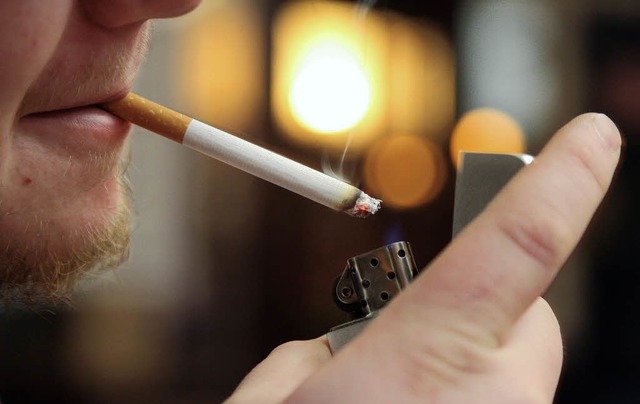 In der Klinik gelten Raucher als besonders ansprechbar fr eine Entwhnung.   | Foto: dpa