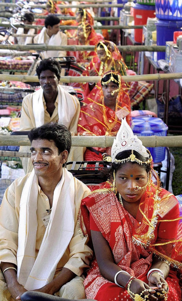 In Zukunft werden viele Inder wohl nic...nhochzeit in Kalkutta im Jahr 2005.     | Foto: dpa