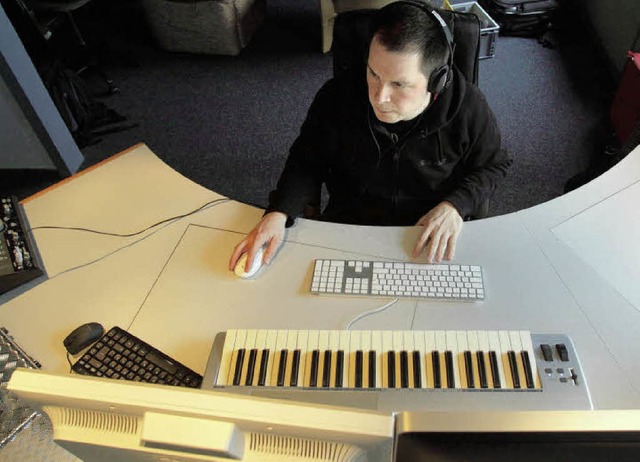 Benjamin streicher: Technik ist seine Welt. Umso besser, wenn Musik dazukommt.  | Foto: Patrik Mller