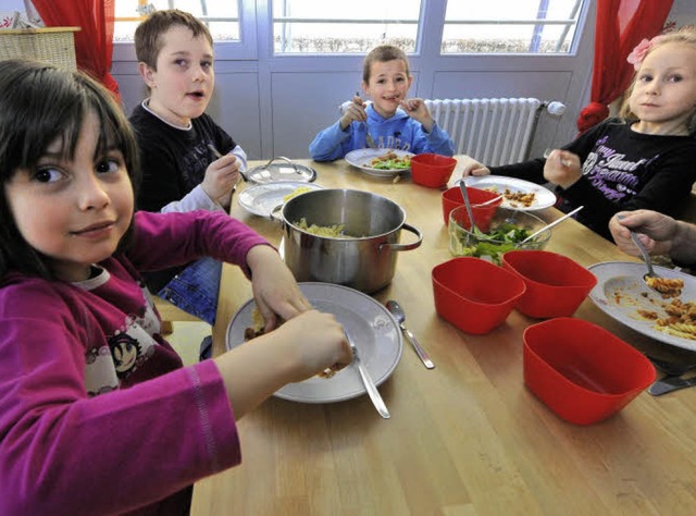 Gut versorgt: Mittagessen in der Kita,...ntrum verstrkt auch Eltern einldt.    | Foto: Bamberger