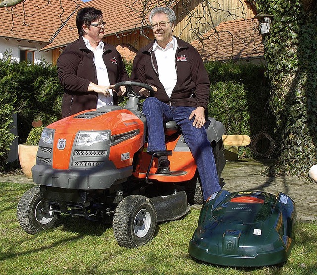 Ob Aufsitzmher oder Automower &#8211;...iten im Bereich der Gartenpflege vor.   | Foto: Ulrike Strter