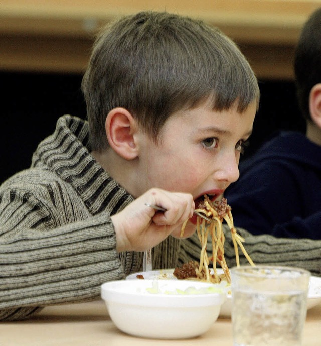 Hauptsache es schmeckt, Murger Schler...nftig zwischen drei Angeboten whlen.   | Foto: DPA