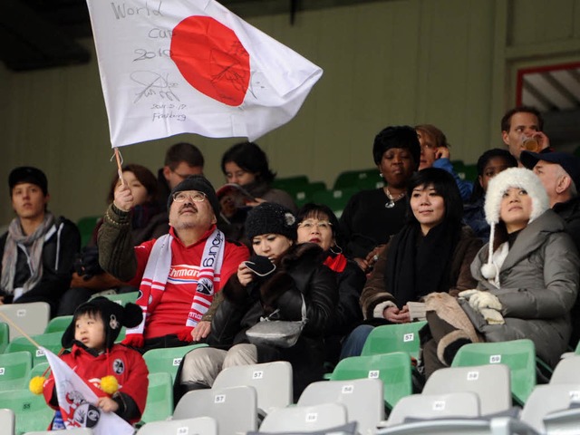 Die Familie von SC-Spieler Kisho Yano,...n der SC mit einer Spende helfen will.  | Foto: schn