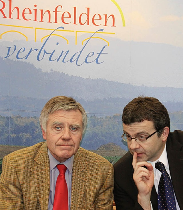 Eberhard Niethammer und Franco Mazzi p...iden Rheinfelden auf der Regio-Messe.   | Foto: Igor Schindler
