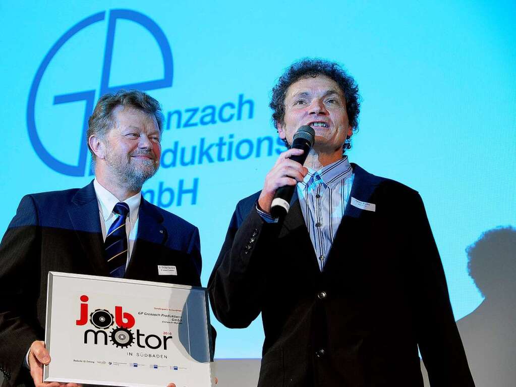 Gewinner des Sonderpreises: GP Grenzach Produktions GmbH, rechts Laudator Herbert Steffny