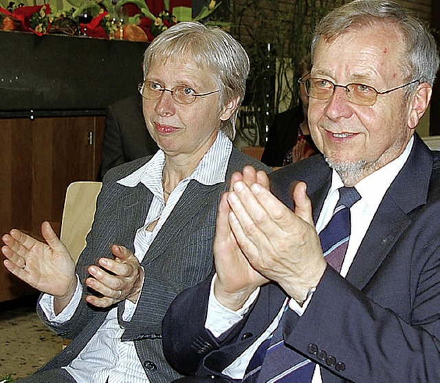 Almuth und Klaus Broys freuten sich ber die  guten Wnsche zum Ruhestand.  | Foto: Ernst Hubert Bilke