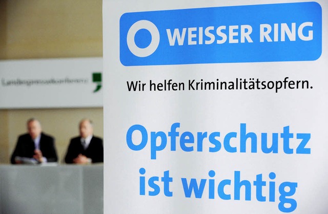 Lobby fr die Opfer: Der Weie Ring se...nteressen von Kriminalittsopfern ein.  | Foto: dapd