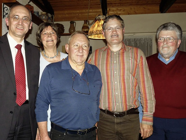 Der neue Vorstand der Naturfreunde: J...er und Heinz Haggenmller (von links).  | Foto: Claudia Gabler