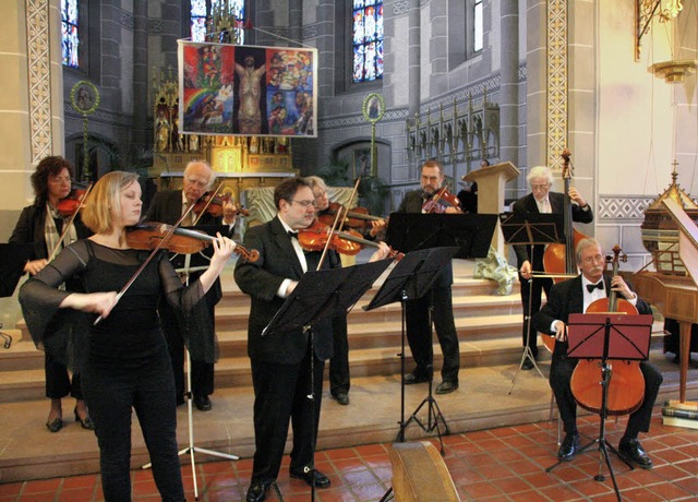 Das Markgrfler Kammerensemble beim Be...ritt in der Martinskirche in Staufen.   | Foto: Hans Jrgen Kugler