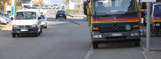 Zugeparkt! &#8211; Autos auf dem Radwe...Eimeldingen immer wieder ein rgernis   | Foto: LAUBER