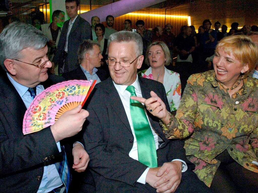 Juni 2005: Der Landtagsfraktionschef feiert mit  Bundesauenminister Joschka Fischer und der Bundesvorsitzenden Claudia Roth
