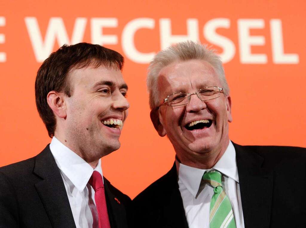 Endspurt fr Grn-Rot: Schmid und Winfried Kretschmann von den Grnen bei einem gemeinsamen Auftritt kurz vor dem Wahltag.