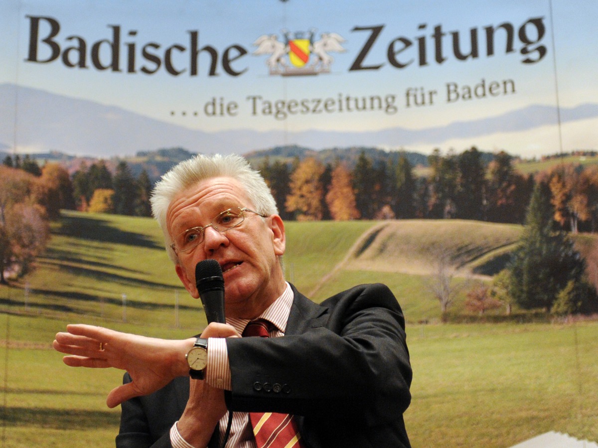 Winfried Kretschmann im Januar 2011 beim BZ-Wahlforum im Freiburger Paulussaal