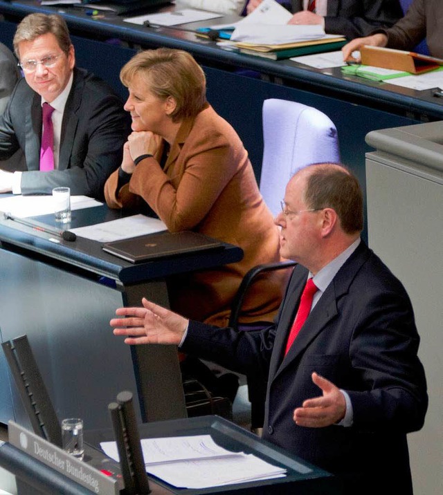 Angela Merkel und ihr frherer SPD-Lieblingsminister Peer Steinbrck  | Foto: dpa