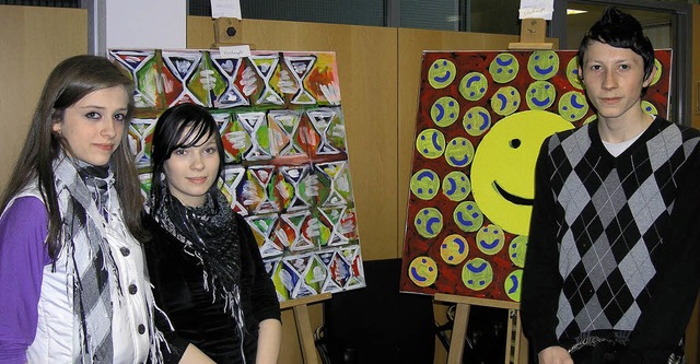 Vernissage zur Erffnung der Kenzinger...) das Bild &#8222;Smile&#8220; gemalt.  | Foto: Ute Schler