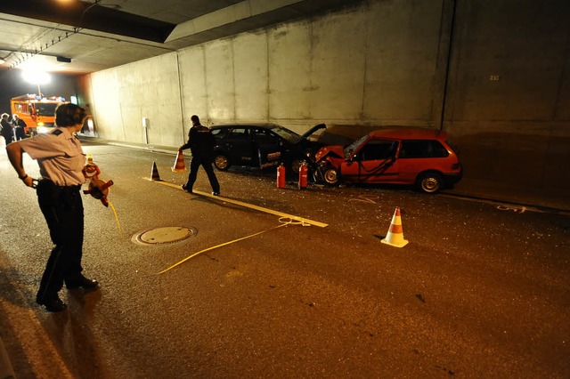 Die Unfallstelle im Tunnel.  | Foto: Ingo Schneider