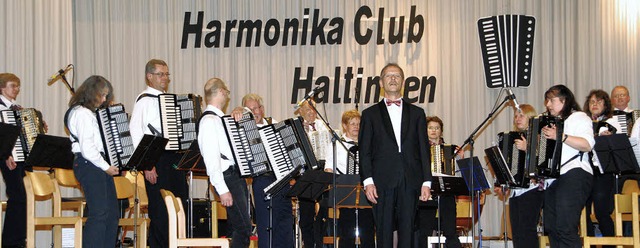 Jahreskonzert Harmonika Haltingen  | Foto: Dorothee Kohushlter