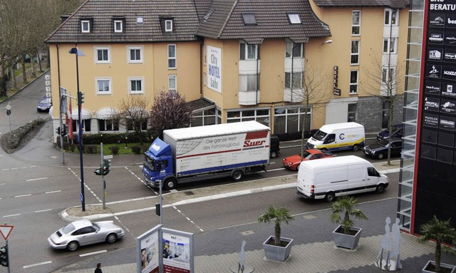 Laut, aber fr Freiburg nicht laut genug: die Lahrer Ortsdurchfahrt  | Foto: SEBASTIAN KAISER