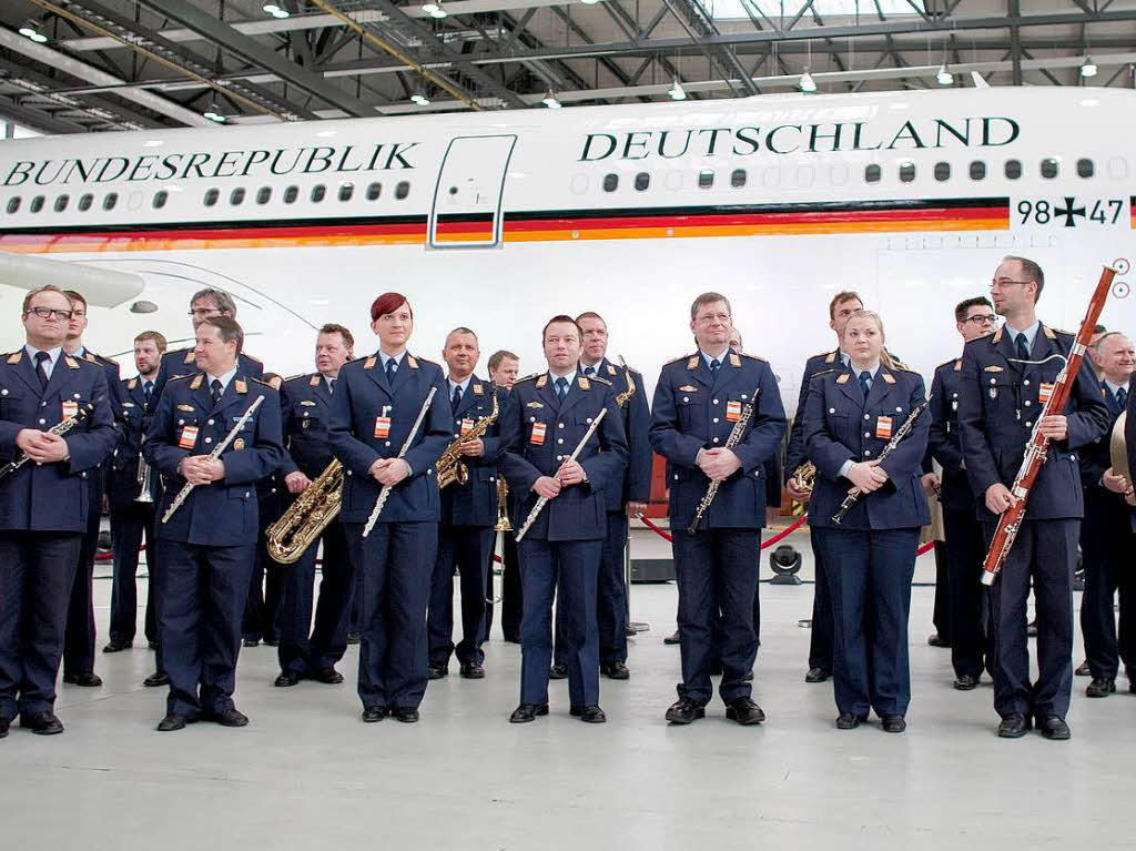 Der Musikzug der Luftwaffe war fr die Festmusik zustndig.