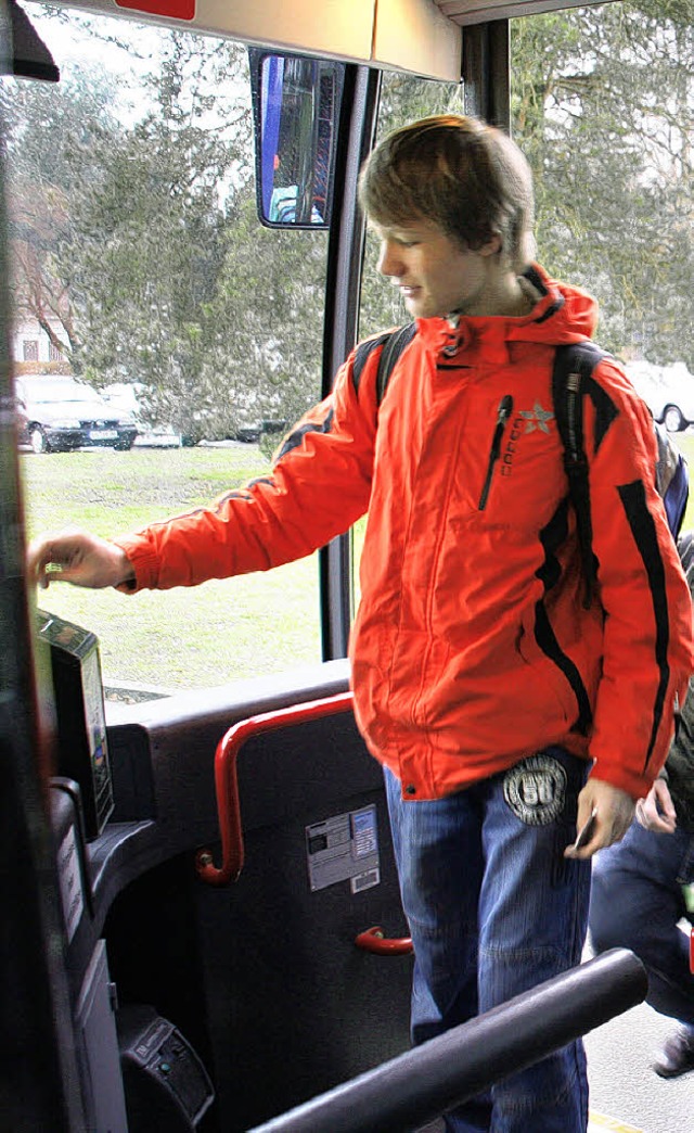 So ein Schlerleben ist nicht einfach ...s noch lange auf den Bus warten muss.   | Foto: bz