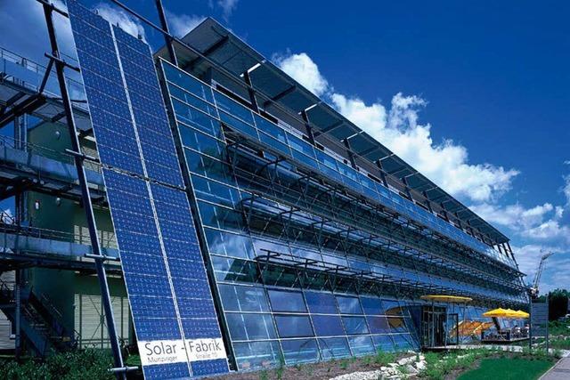 Solar-Fabrik verdient erstmals viel Geld – und kndigt trotzdem